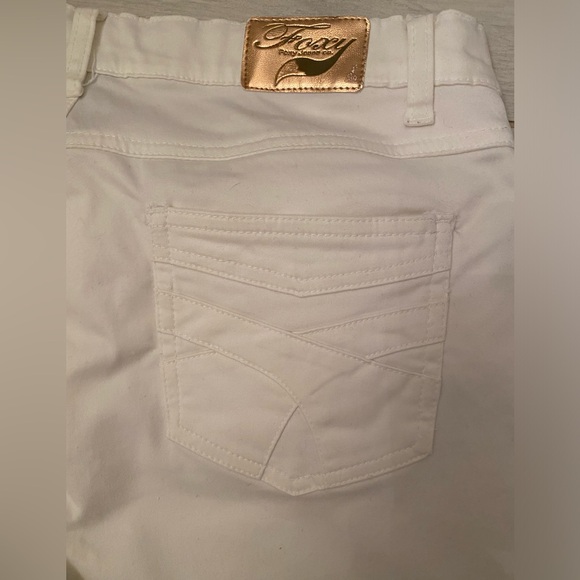 Gently Worn White Size 11 Bootcut Jeans by Foxy Jeans Co. - Picture 8 of 11